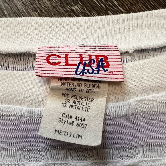 80’s Vintage Purple Cap Sleeve Boxy Tee - Picture 3 of 5